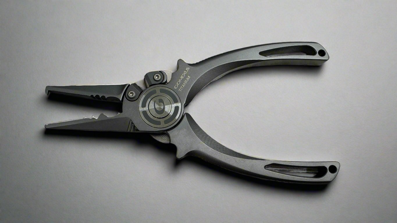Gomexus Titanium pliers