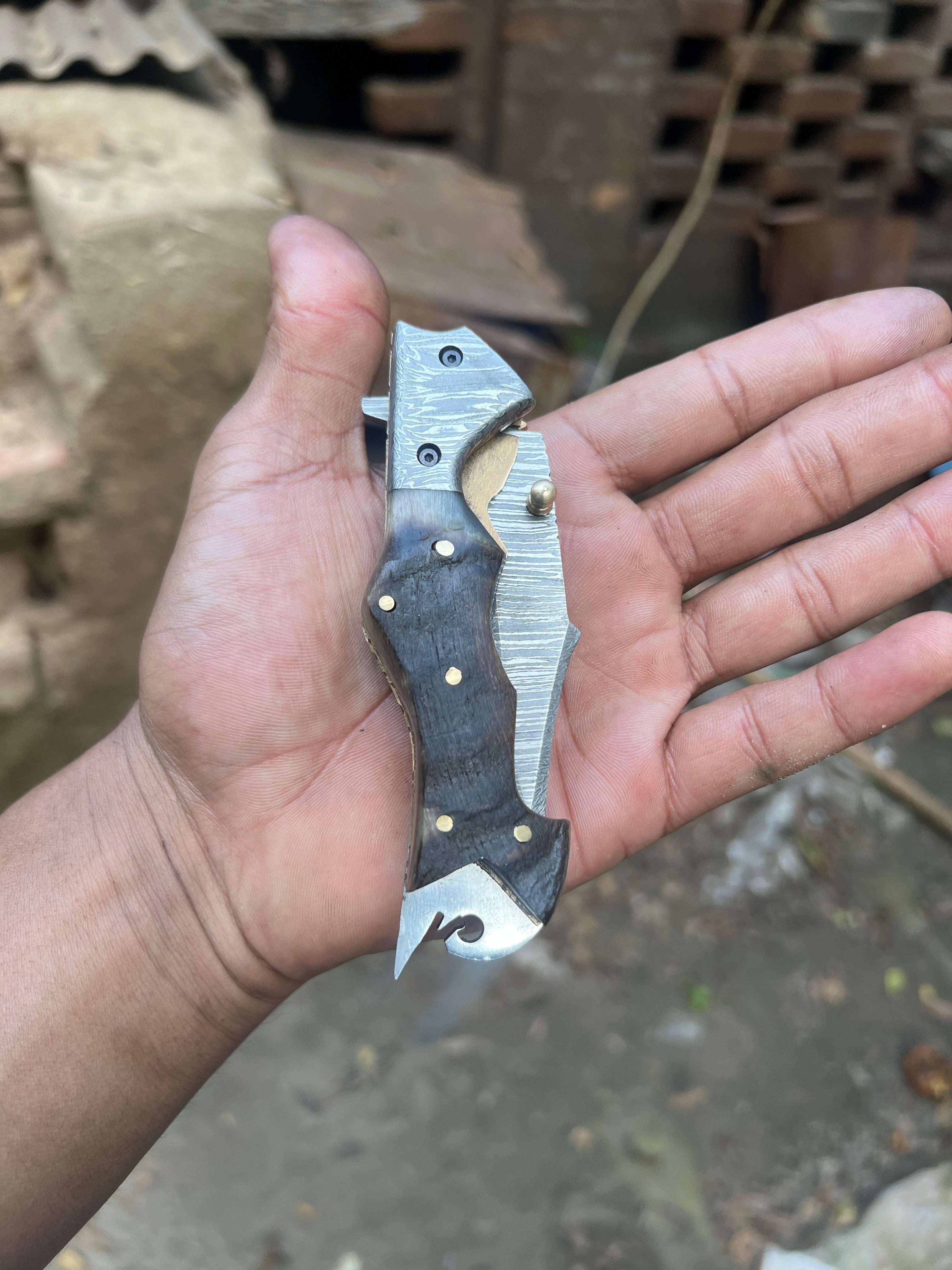 Palmarius Outdoors Grithorn Damascus Folder 7" Handmade Horn Handle Lock Back Mechanism Back Lock Folder