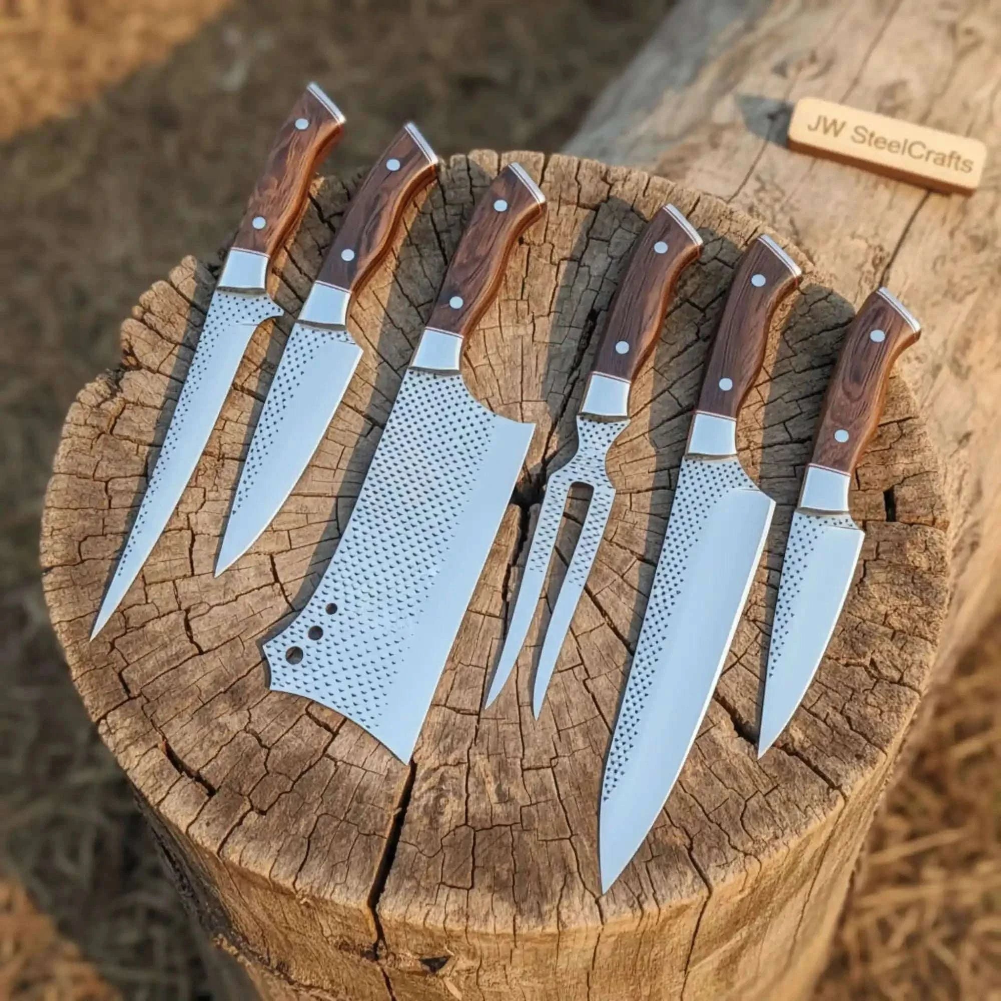 Palmarius Outdoors 6-Piece Rasp Steel Kitchen Knife Set with Carving Fork — Natural Wood Red Spacer Handles, Steel Bolsters, 7 to 13 Inch Damascus Steel Kitchen Knife Set