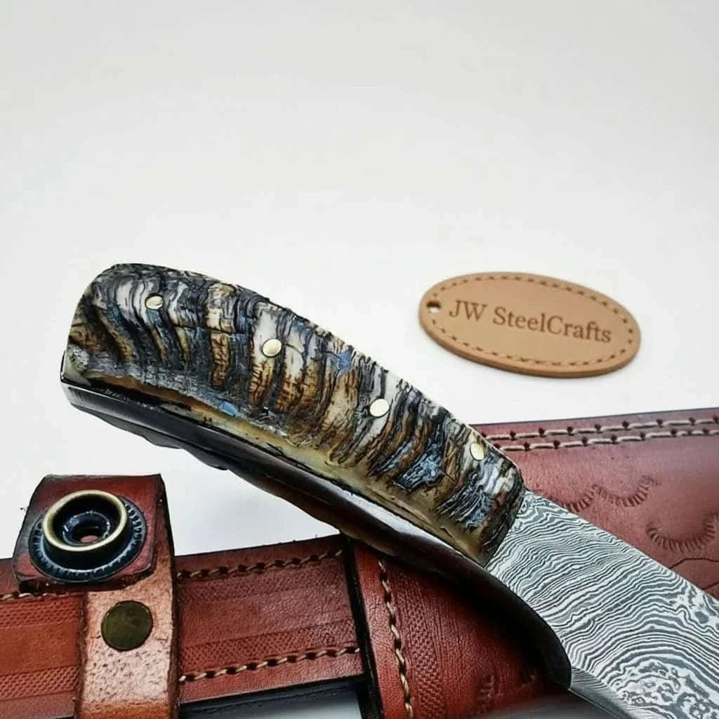Palmarius Outdoors 6 Inch Damascus Steel Skinner Knife with Ram Horn Handle and Leather Sheath Skinner Knife