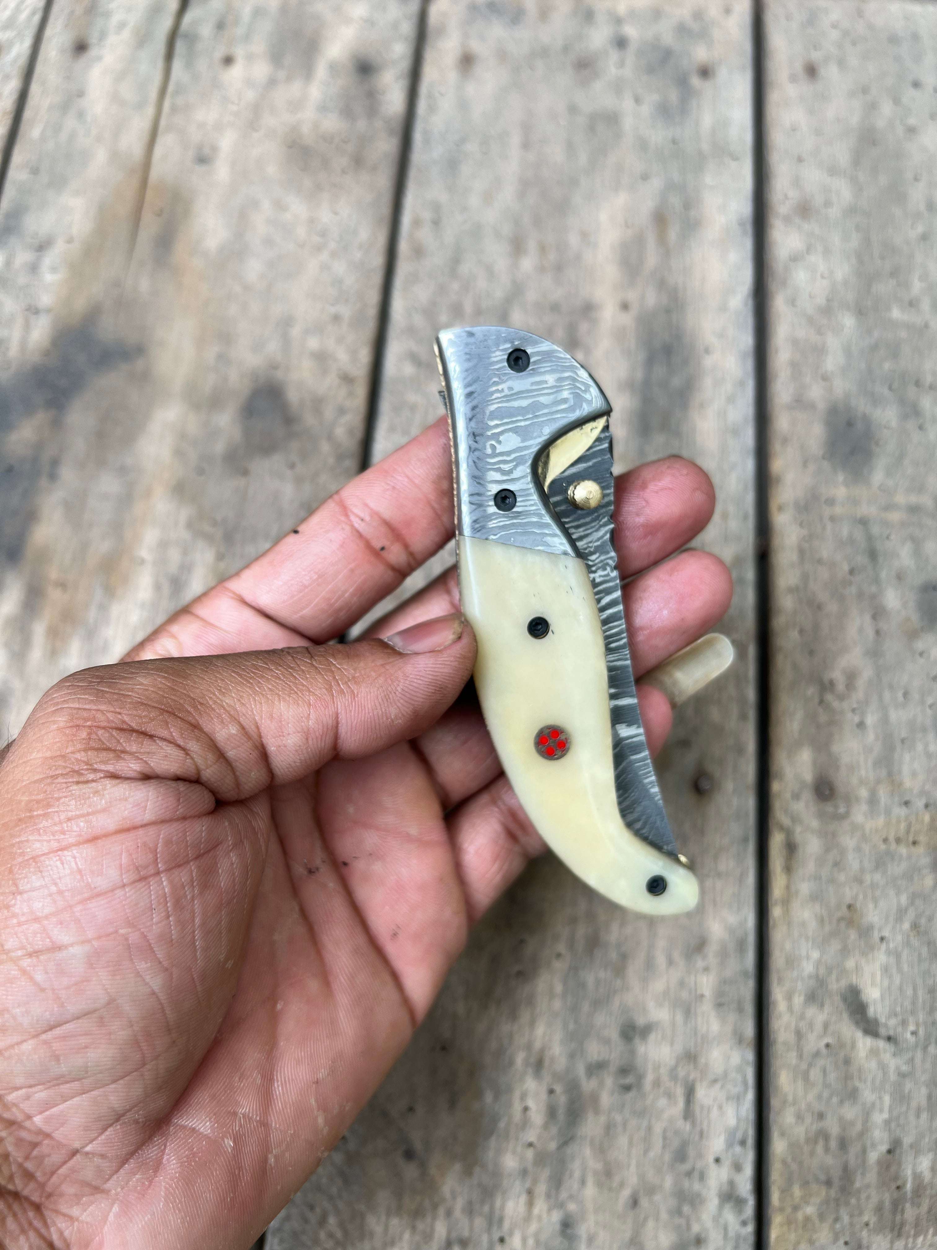 Palmarius Outdoors Frontrunner Camel Bone folding knife with Leather Sheath Liner Lock Folder