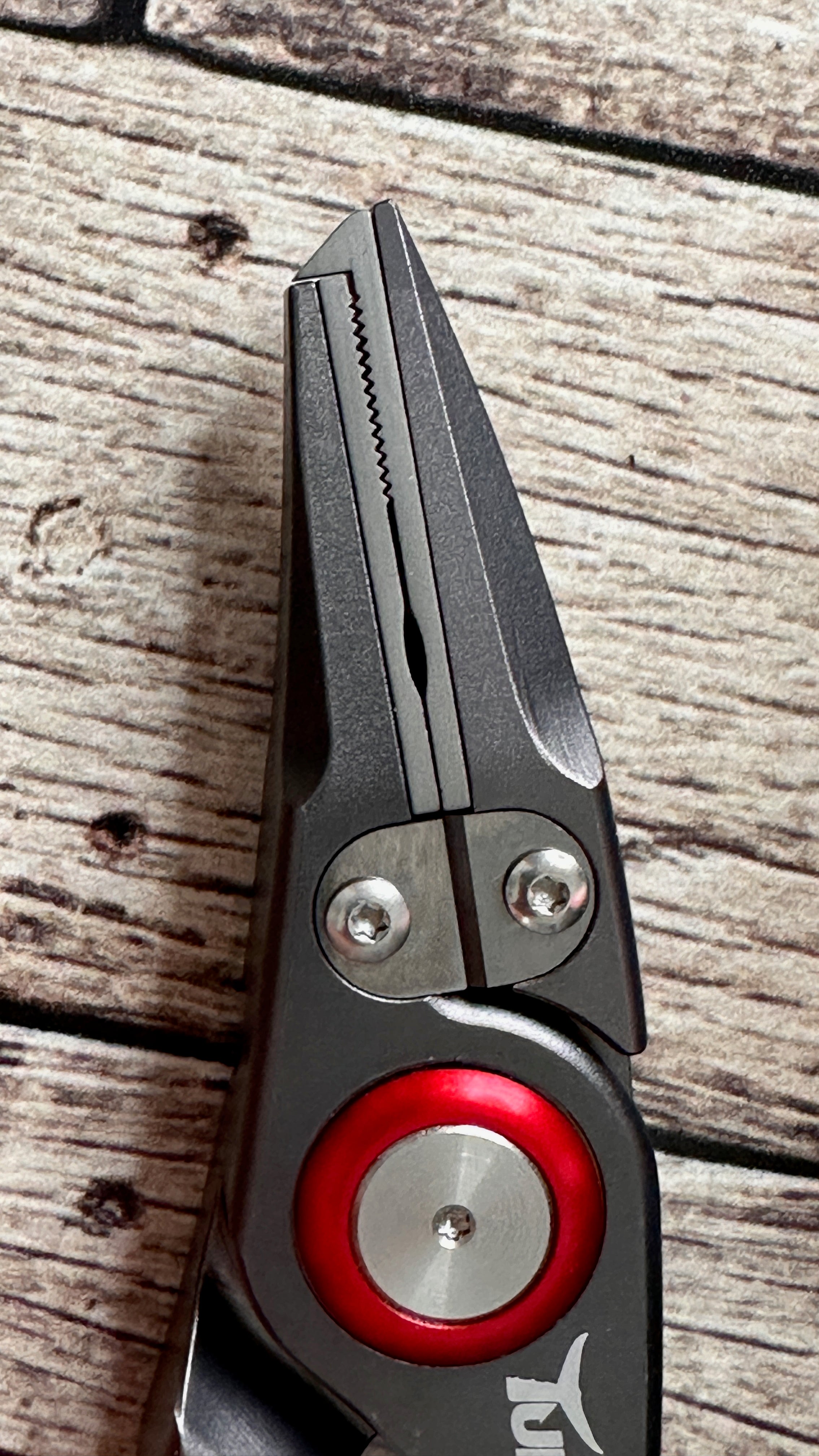 Alicates de mandíbula curva de titanio con cortador de trenzas de tungsteno