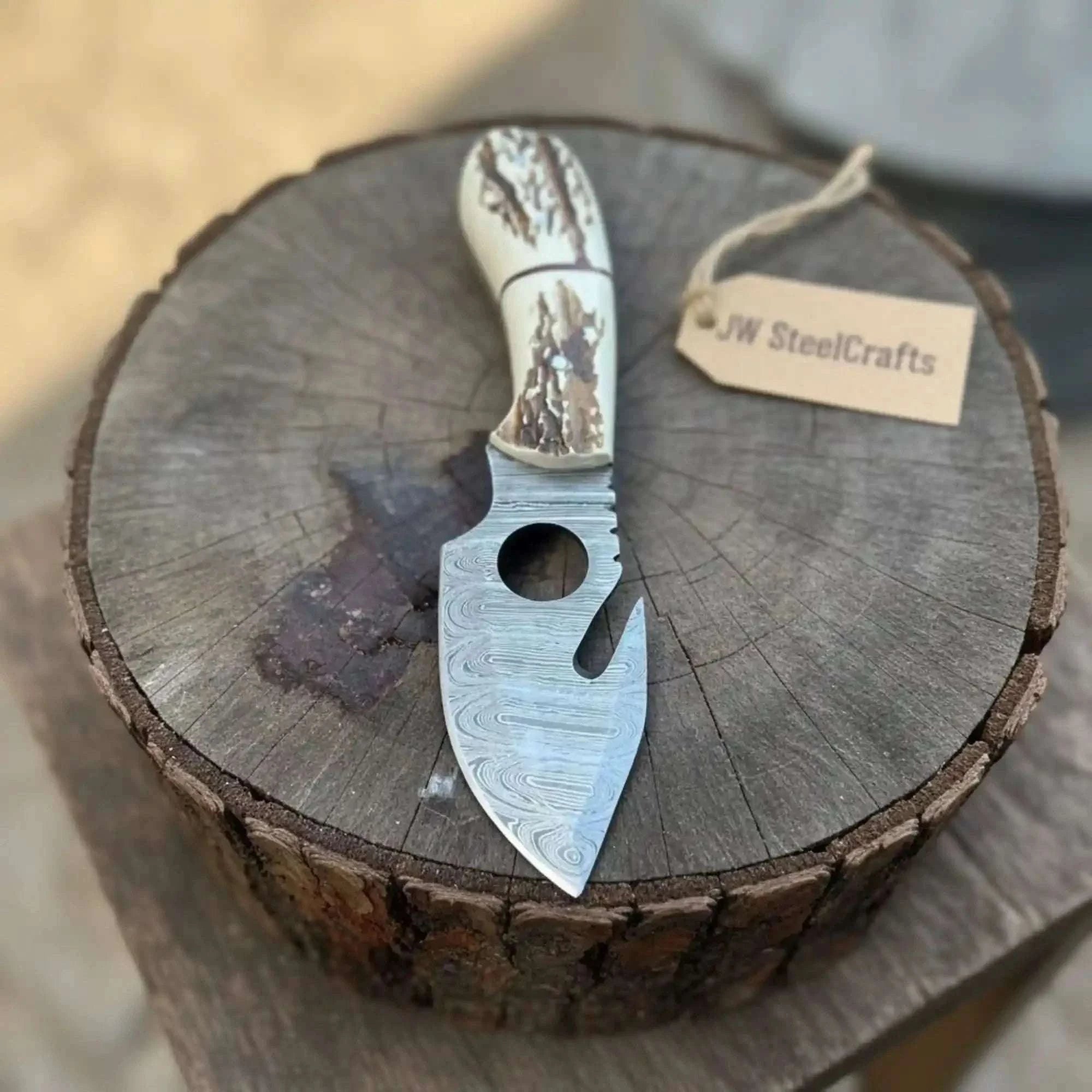 Palmarius Outdoors Handmade Damascus Gut Hook Skinner Hunting Knife Fixed Blade Synthetic Stag Handle with Thumb Hole