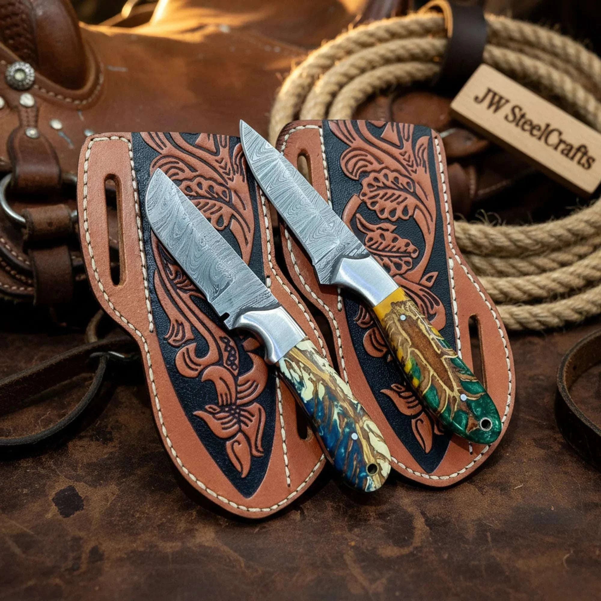 Palmarius Outdoors Handmade Damascus Knife Set of 2 – 7 Inch Pinecone Resin