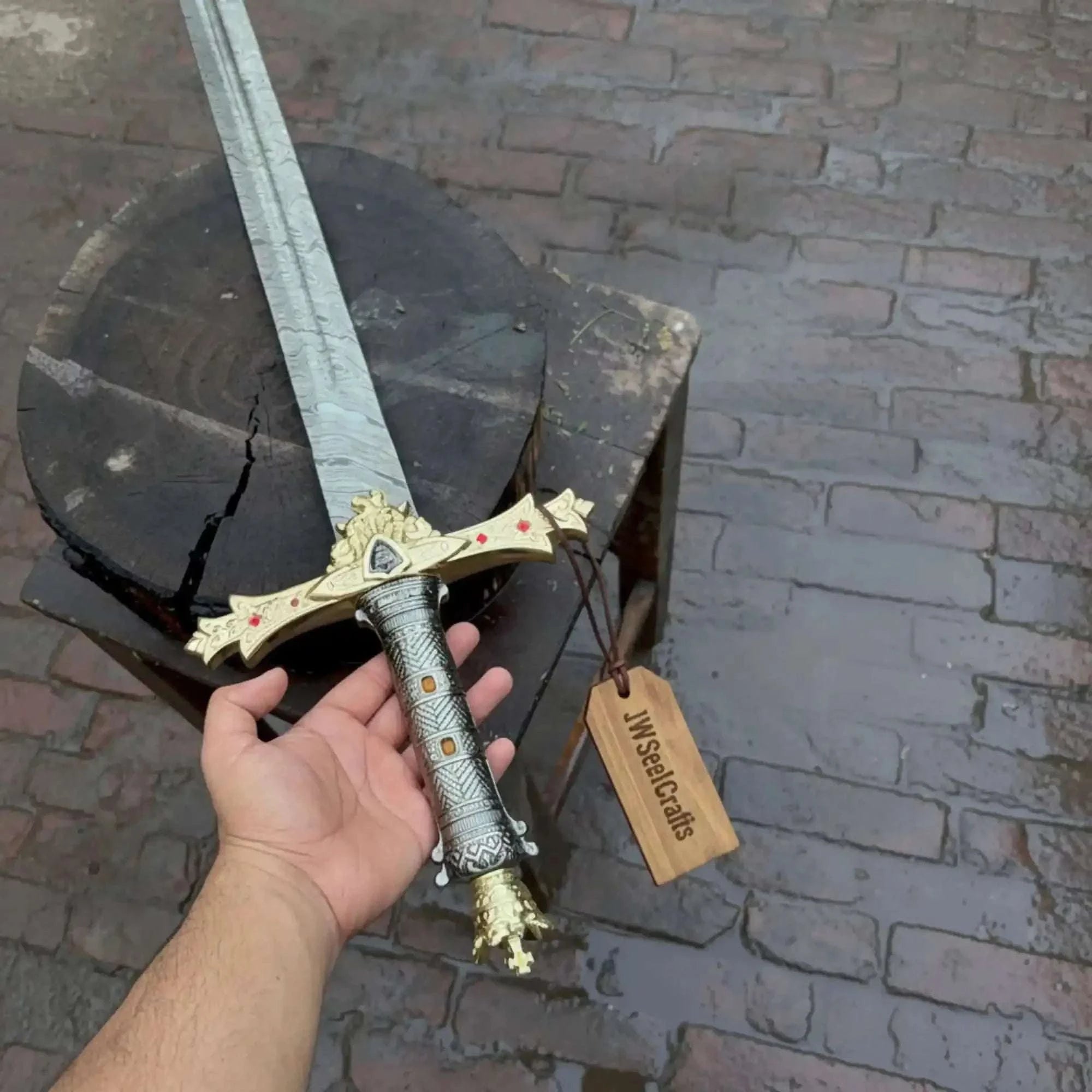 Palmarius Outdoors Handmade Golden Crusade Sword Authentic Crusader Sword Replica in Damascus Steel Sword