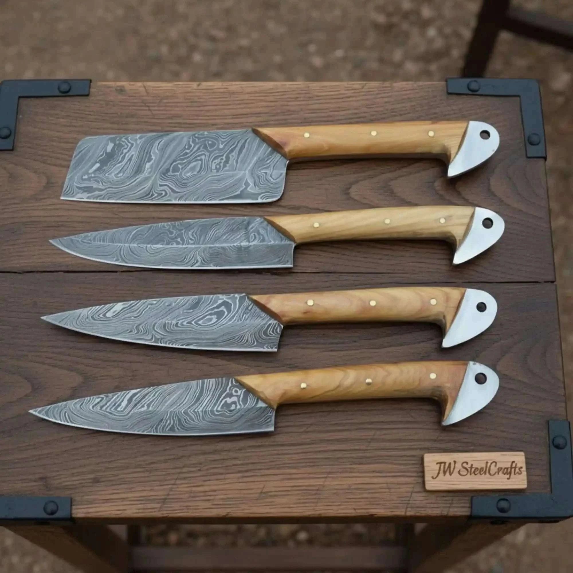 Palmarius Outdoors Damascus Kitchen Knife Set of 4 - Hand-Forged Full Tang Blades Handmade Chef Knife Sets