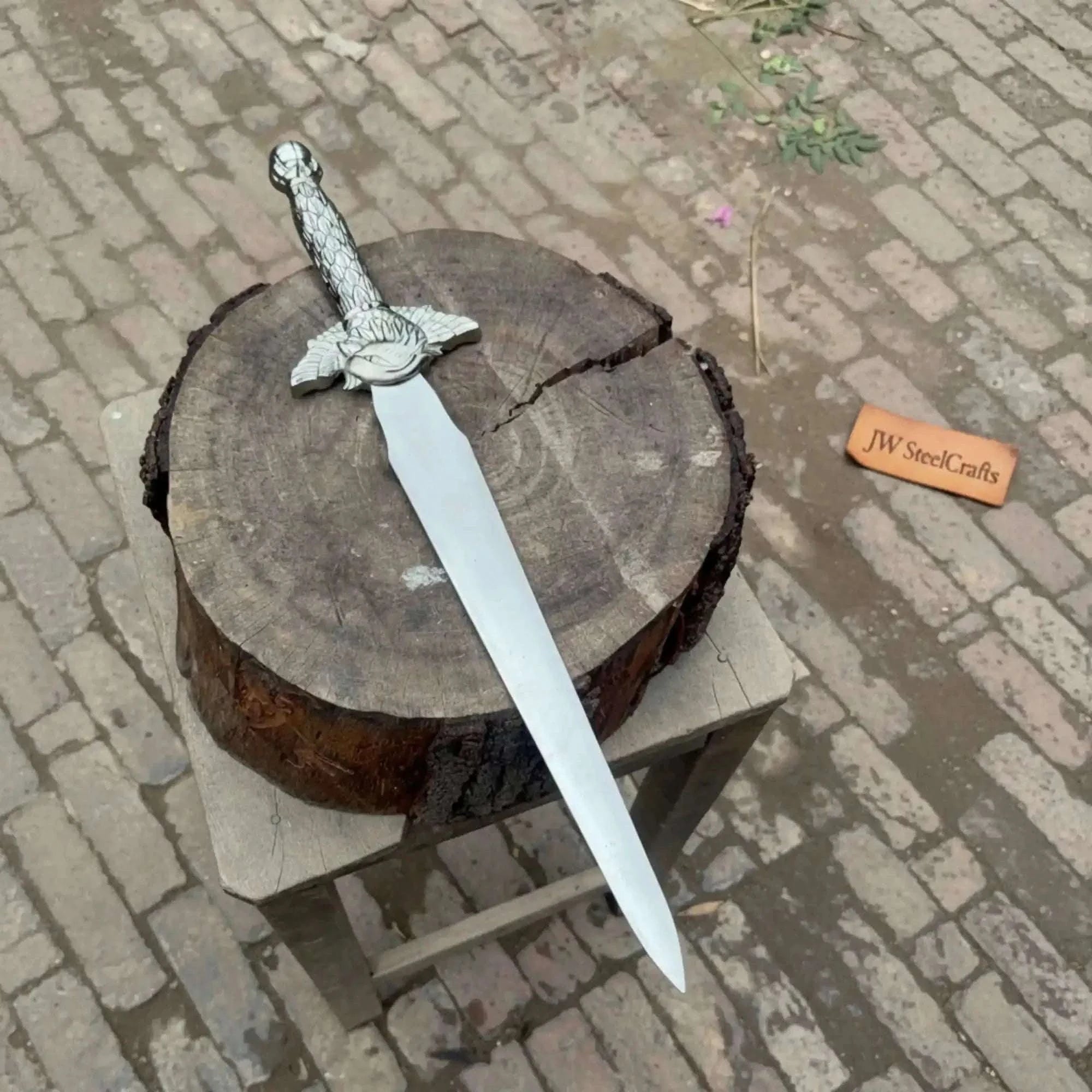 Palmarius Outdoors Handmade Medieval Short Sword – Carbon Steel Under 20 Inch Double Edge