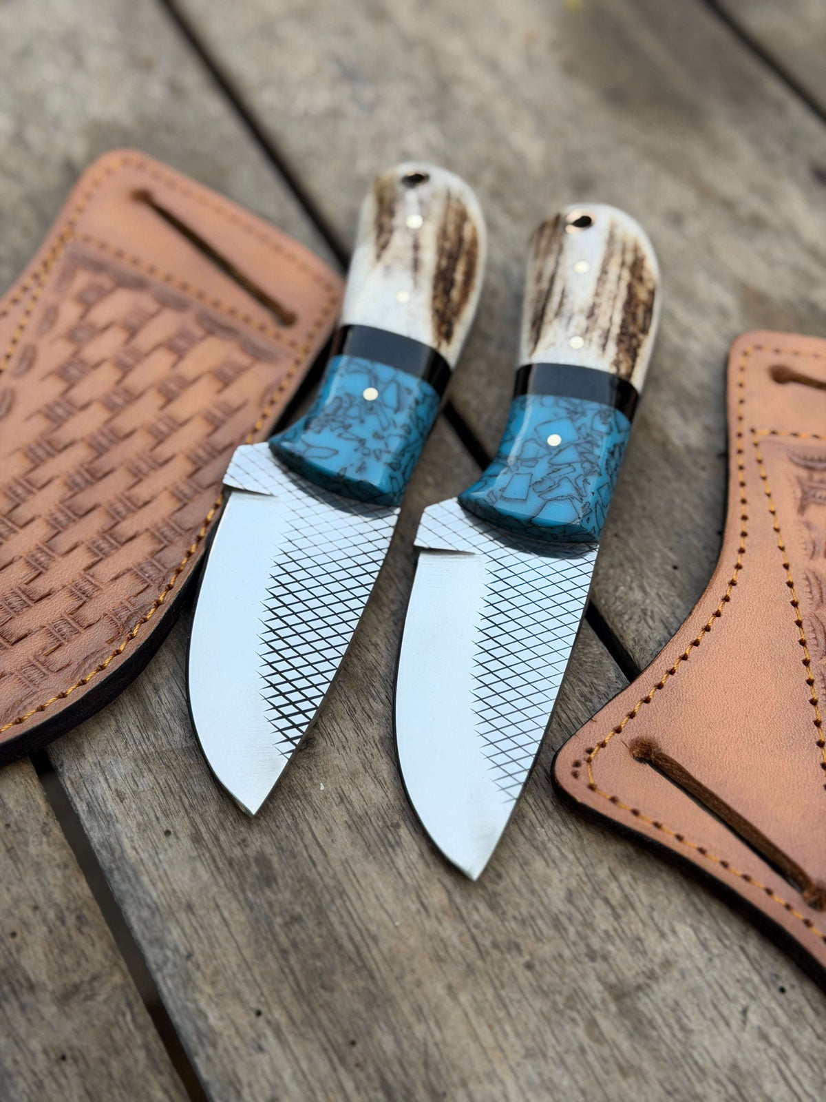Palmarius Outdoors Handmade Turquoise Antler Skinner Duo set of 2 with natural stag antler handles Skinner Knife