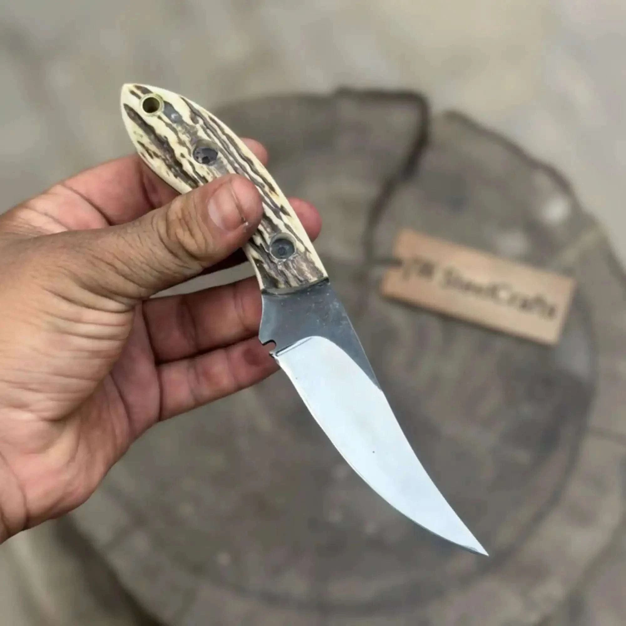 Palmarius Outdoors High Carbon Upswept Skinner Knife Fixed Blade Synthetic Stag Horn Handle Hunting Knife 