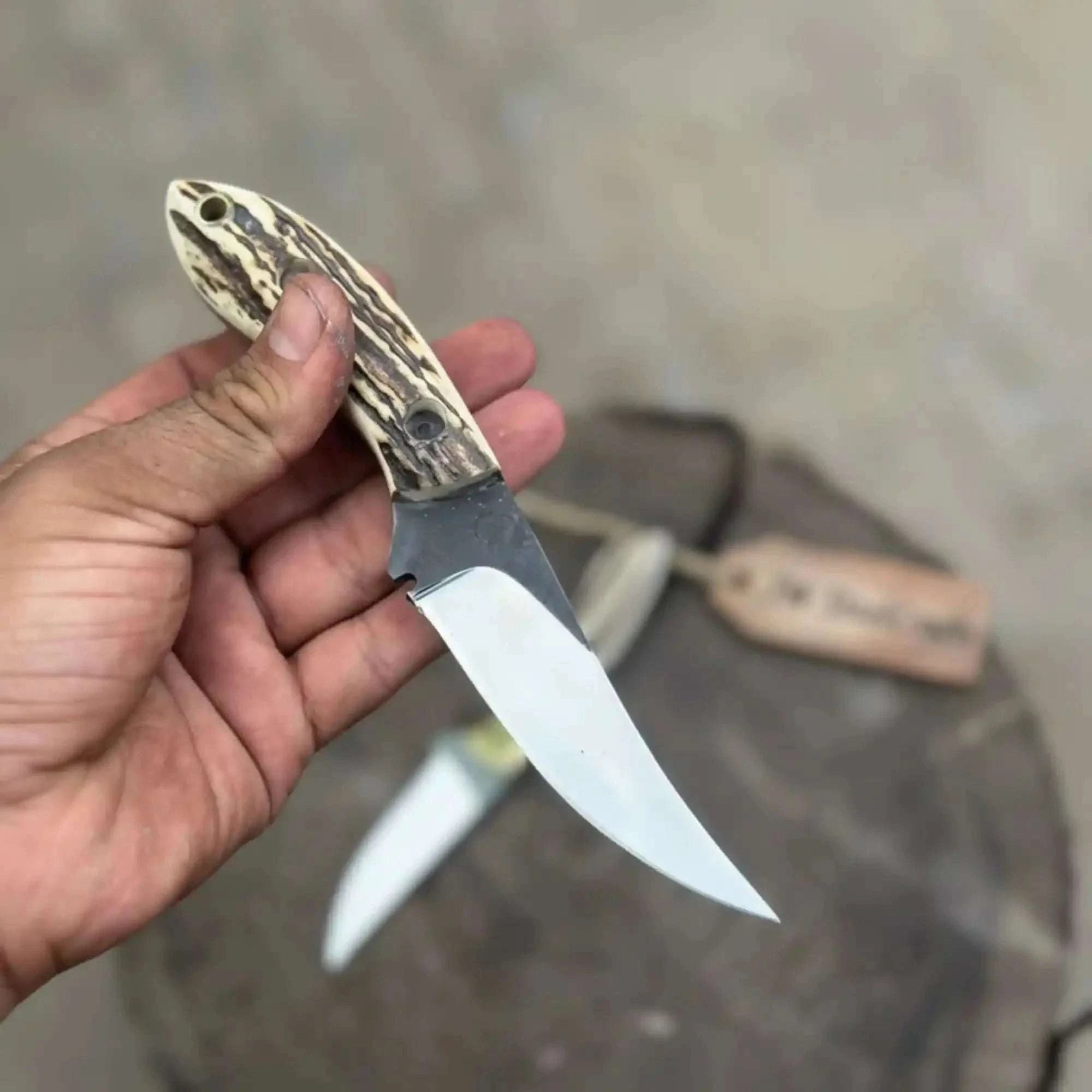 Palmarius Outdoors High Carbon Upswept Skinner Knife Fixed Blade Synthetic Stag Horn Handle Hunting Knife 