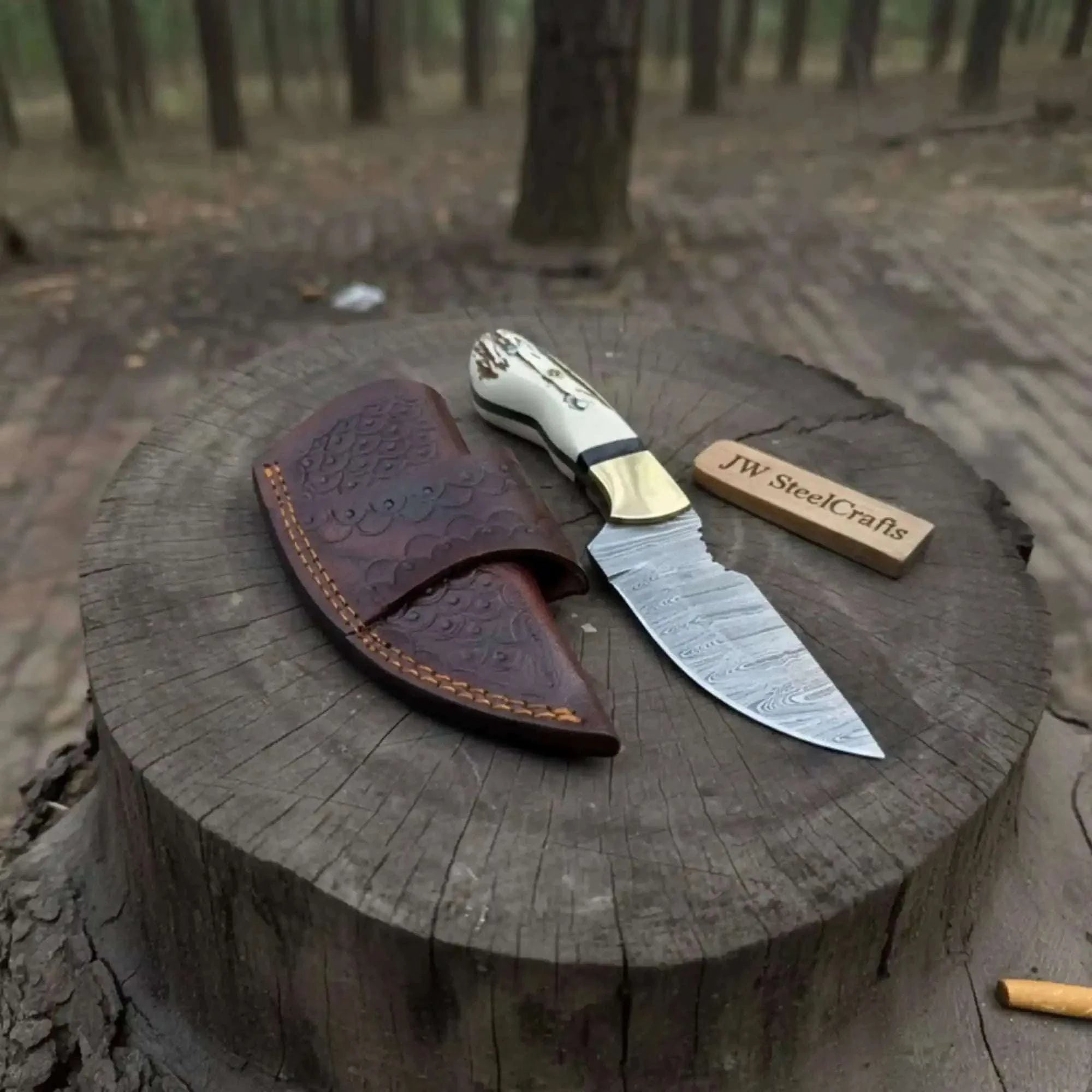 Palmarius Outdoors Handmade Damascus Drop Point Skinner Knife with Synthetic Stag Handle 