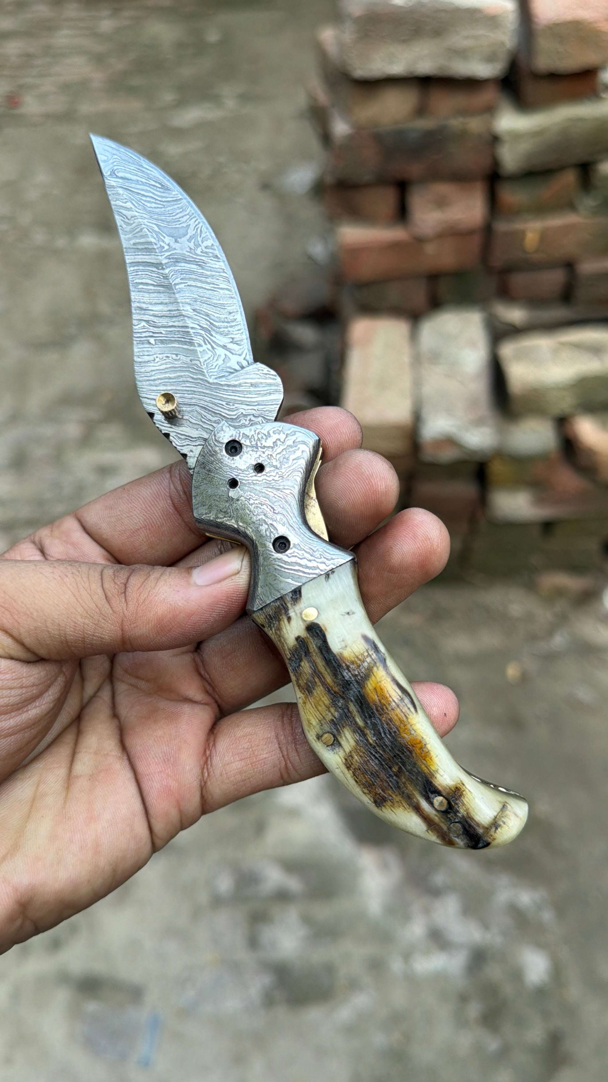 Palmarius Outdoors Pearlridge Damascus Folder 7" Handmade Mother of Pearl Lock Back Back Lock Folder