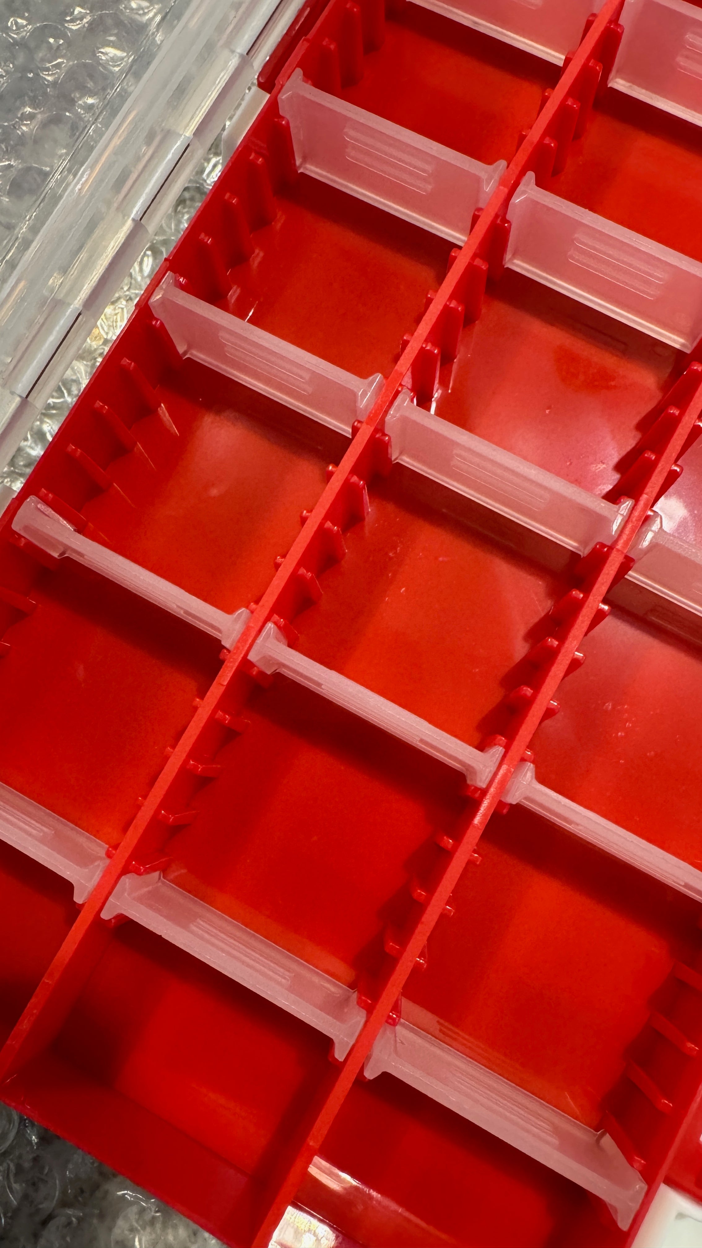 Assist hook organizer box