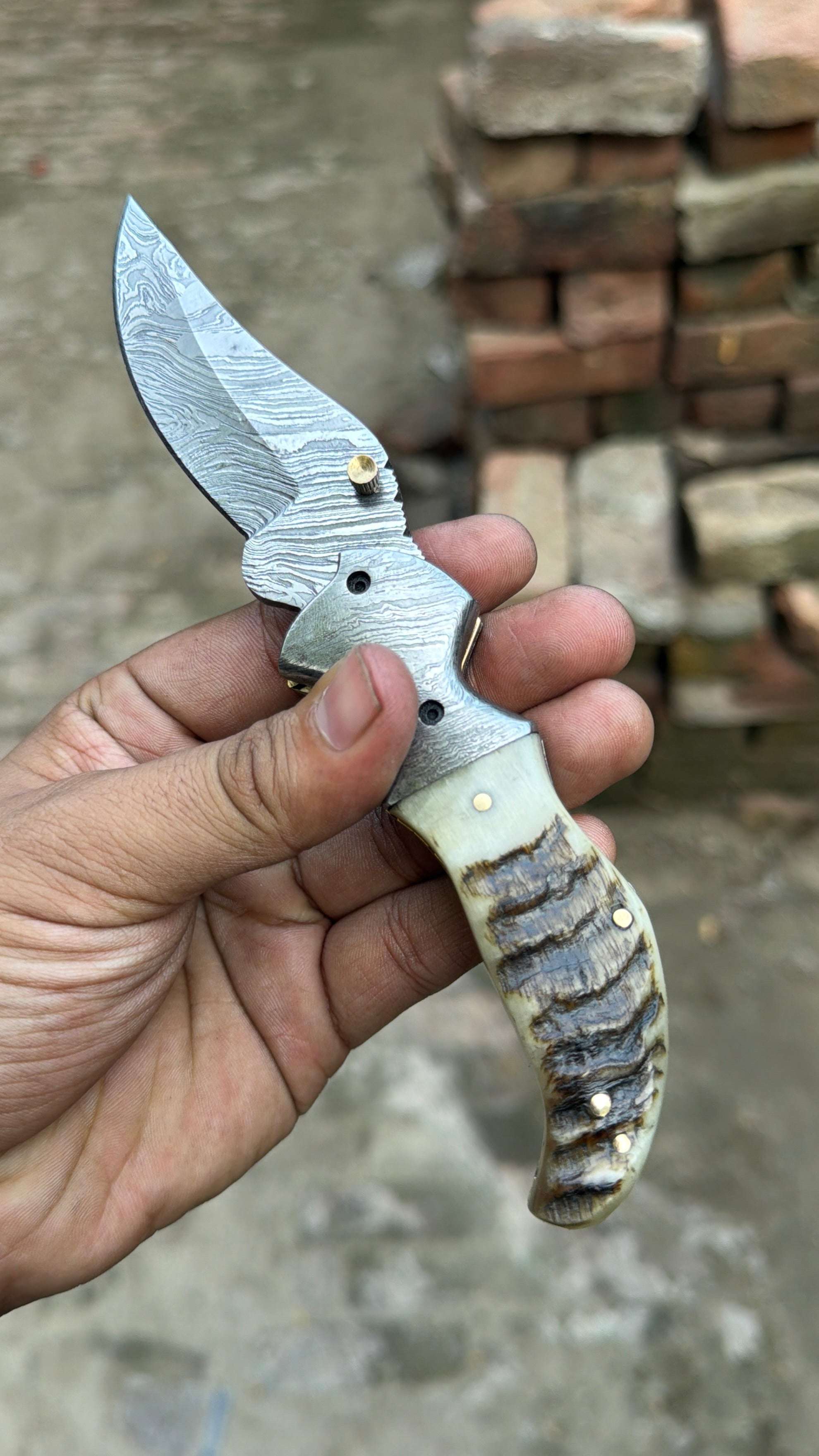 Palmarius Outdoors Pearlridge Damascus Folder 7" Handmade Mother of Pearl Lock Back Back Lock Folder
