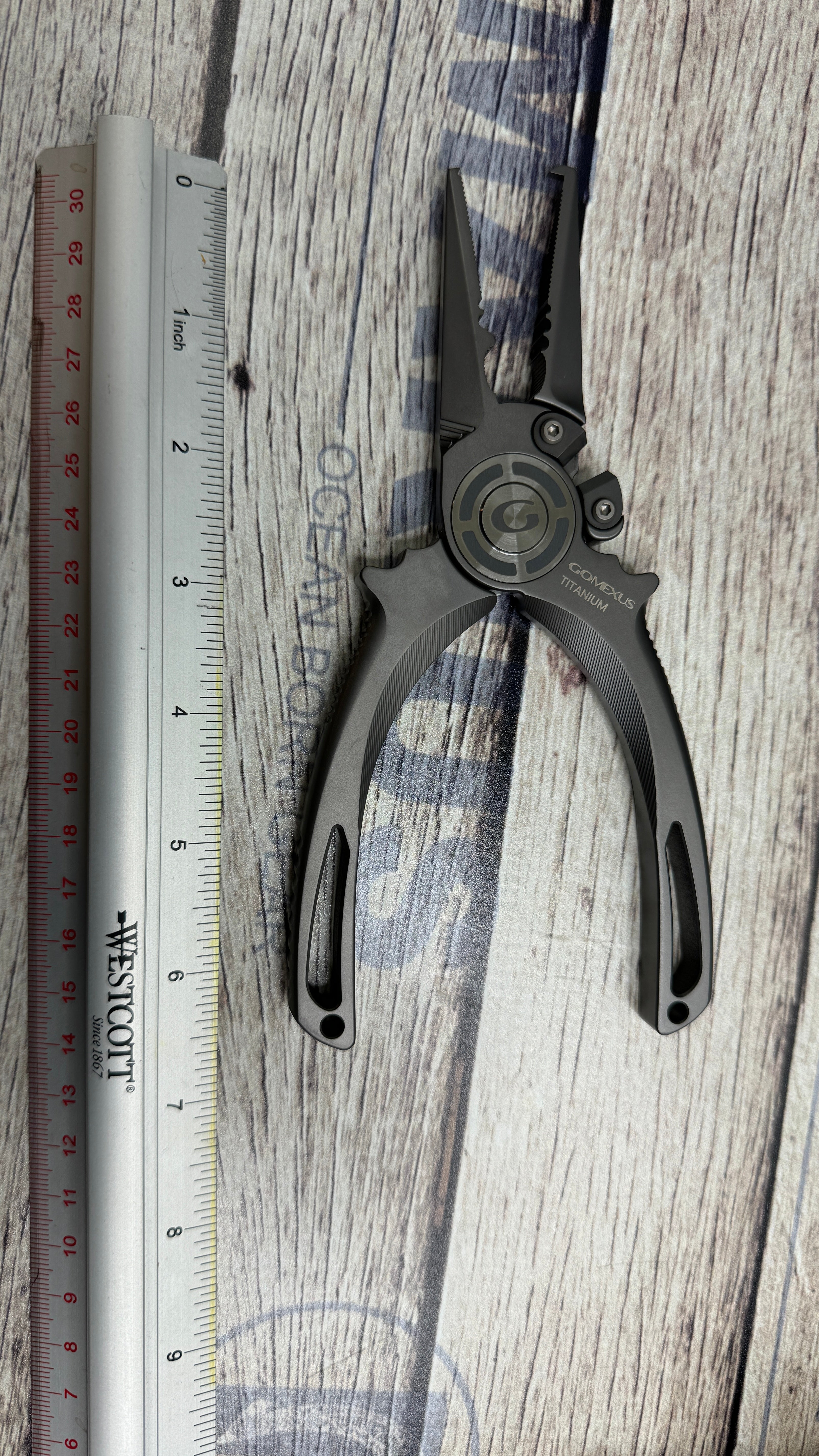 Gomexus Titanium pliers