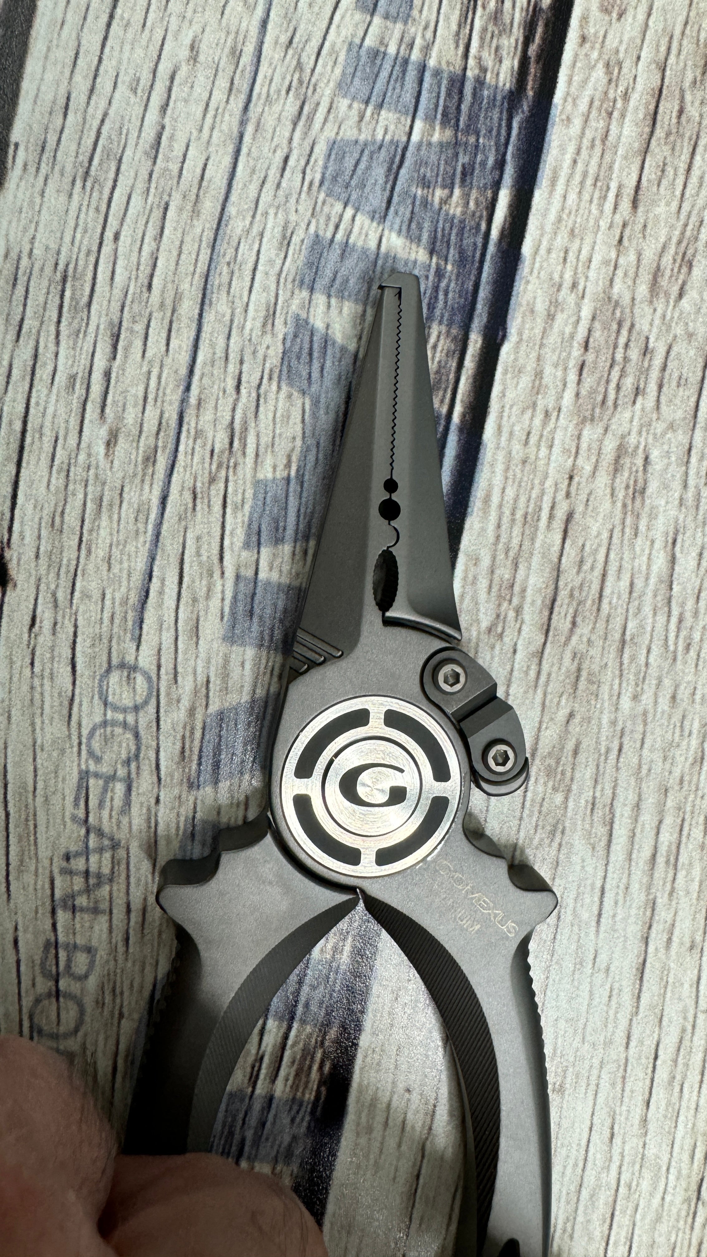 Gomexus Titanium pliers