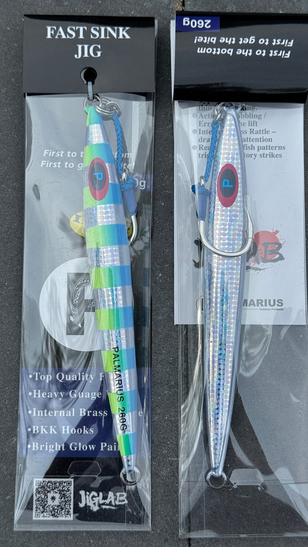 Canyon Esche 10648 Mini Jig 0.5ml Rosso con Bianco Gonna 3CT Canyon Esche 10648 Mini Jig 0.5ml Rosso con Bianco Gonna 3CT