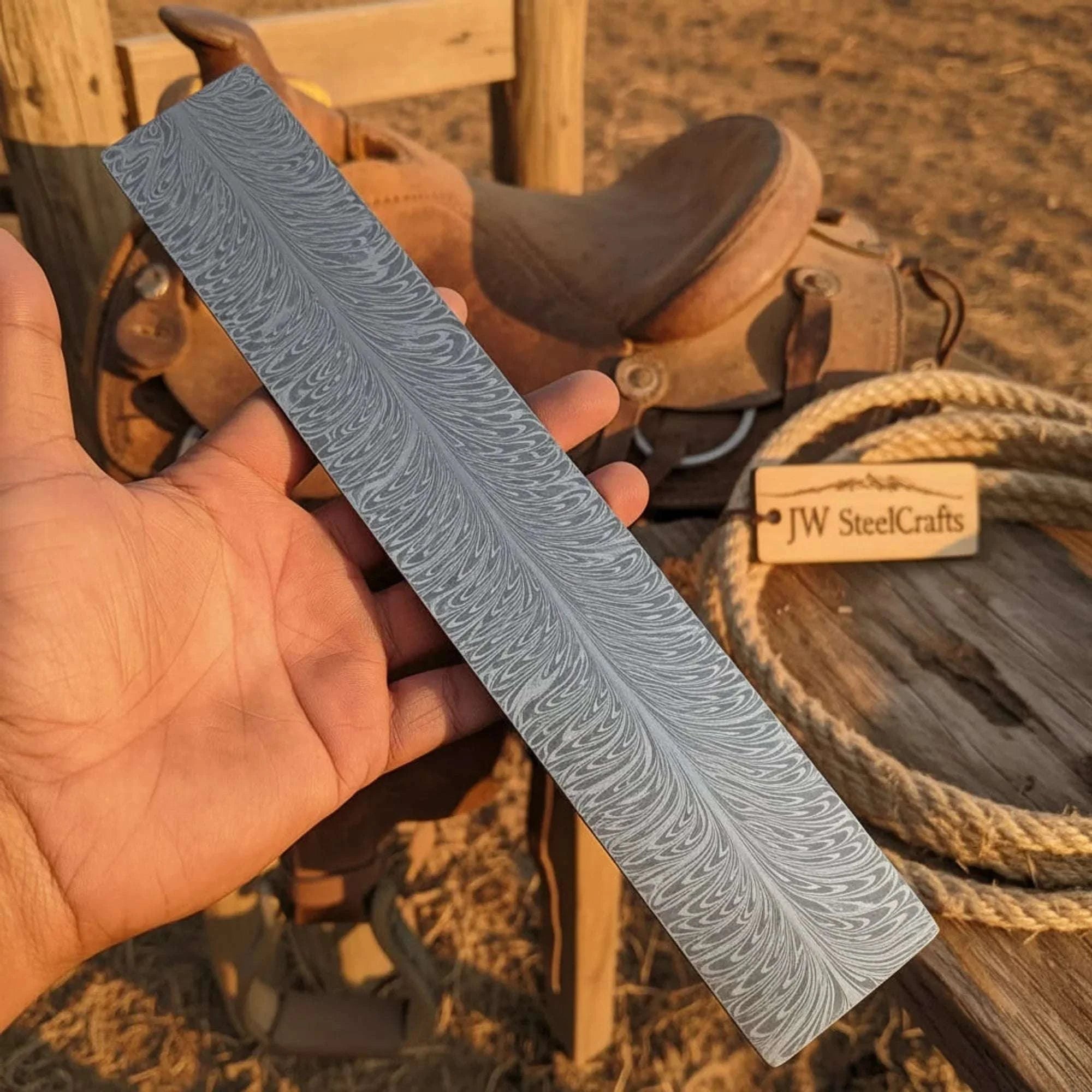 Palmarius Outdoors Feather Pattern Damascus Billet with Broad Etched Face Bullet bar