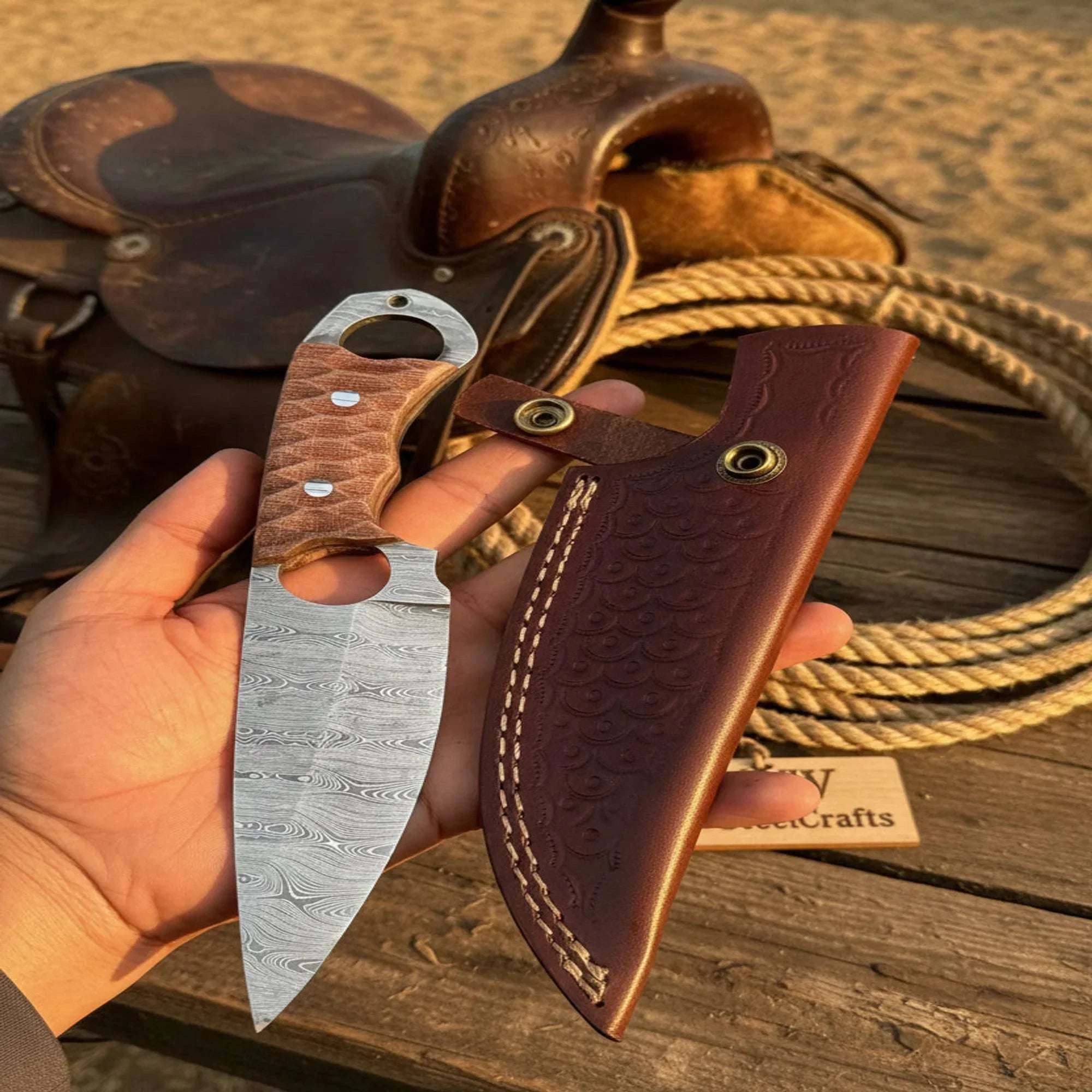 Palmarius Outdoors Damascus Hunting Skinner Knife Brown Micarta | Handle and Leather Sheath 