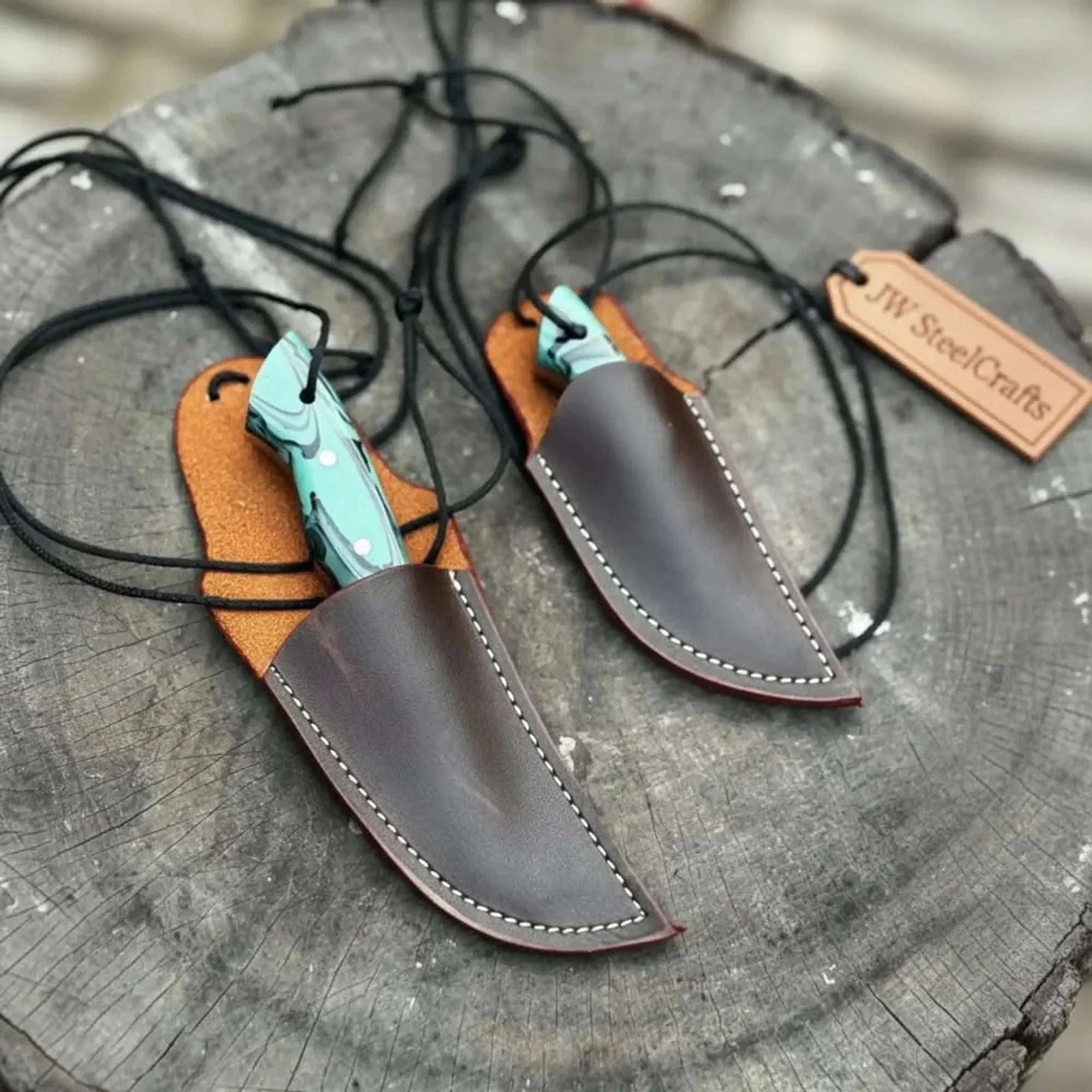 Palmarius Outdoors Neck Knife with Leather Sheath – Mini Damascus Pattern Blade | Green Resin Handle | JW SteelCrafts Neck Knife