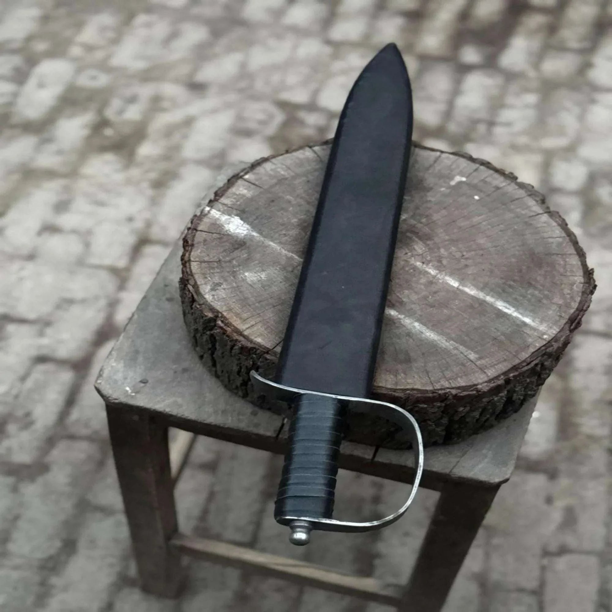 Palmarius Outdoors Hand-Forged Carbon Steel Long Blade with Guard | Wrapped Grip | Leather Cover Included armor