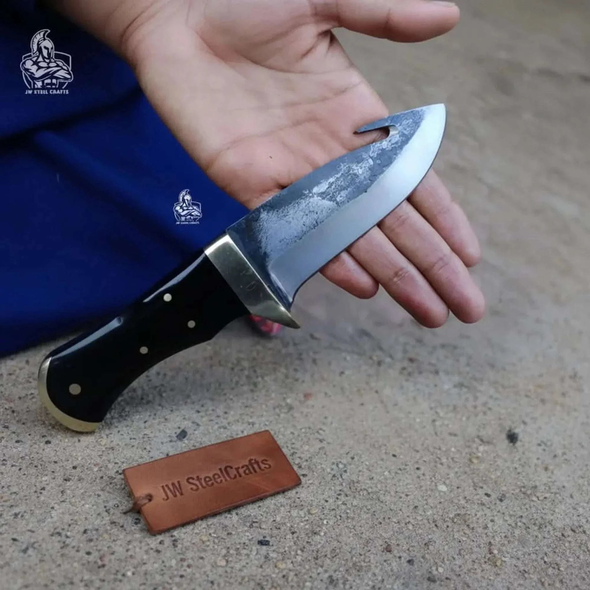 Palmarius Outdoors Gut hook knife with wood and brass handle. Handmade Gut Hook Knives