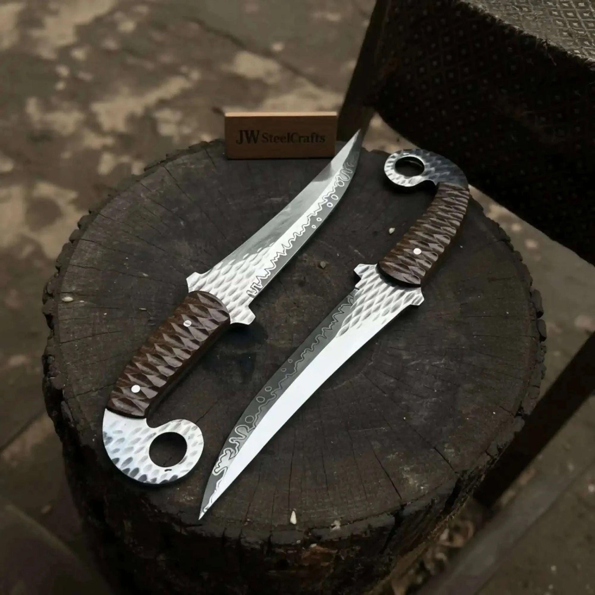 Palmarius Outdoors Handcrafted Persian Inspired Fixed Blade Knife Trailing Point Curved Blade with Finger Ring Tactical Utility Knife Karambit Knife