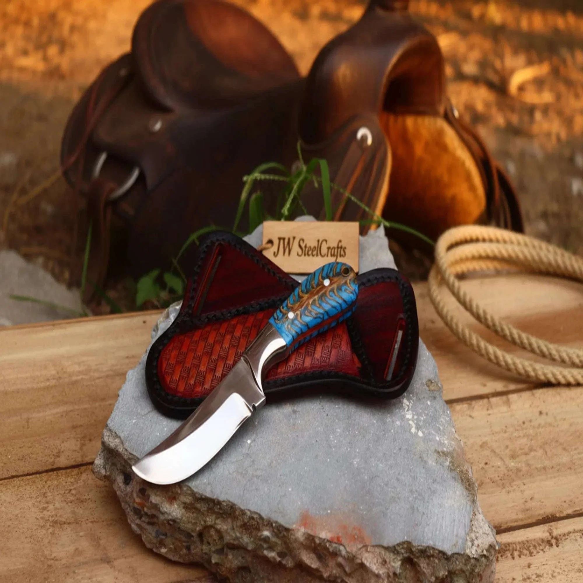 Palmarius Outdoors Sundance Turquoise Tracker Knife 10" Premium Hammered Damascus Tigerwood Tracker Knife