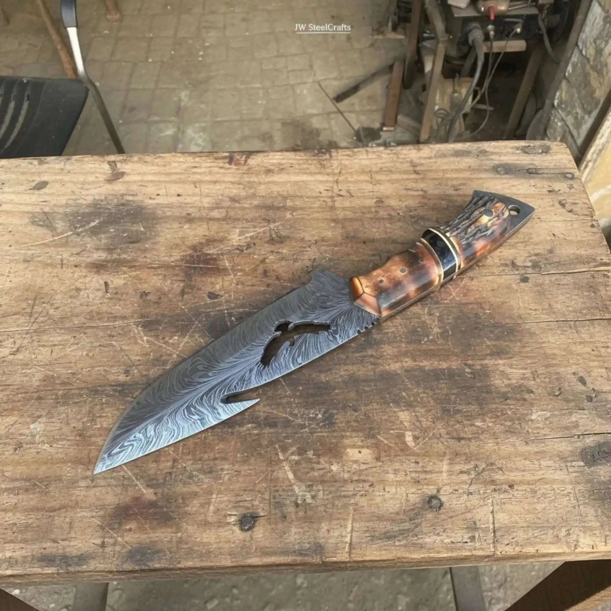 Palmarius Outdoors Handmade Feather Damascus Hunting Knife with Burned Camel Bone Handle &amp; Eagle Engraving 