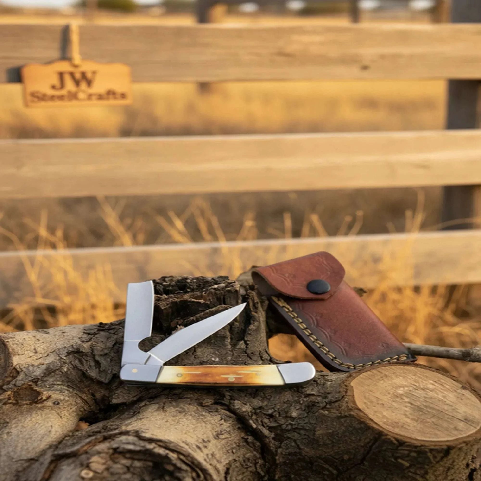 Palmarius Outdoors Razor Trapper Knife with Burned Bone Handle and Steel Bolsters Trapper Knives