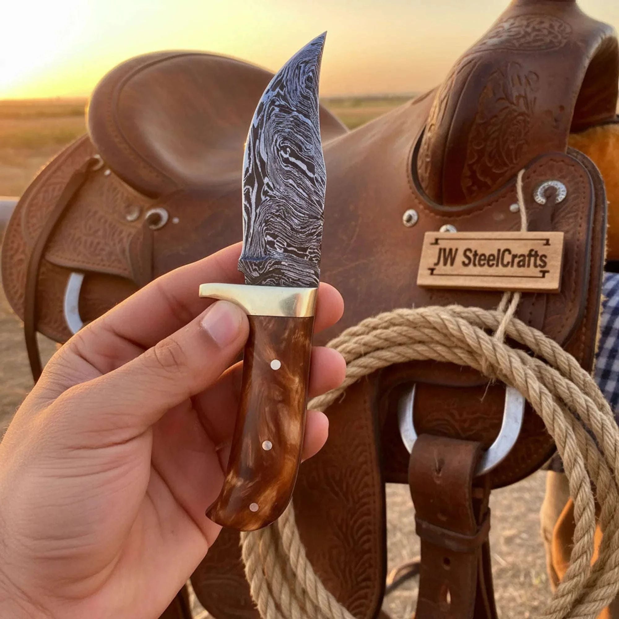 Palmarius Outdoors Damascus Steel Upswept Skinner Knife Rosewood Handle Brass Bolster Western Cowboy 