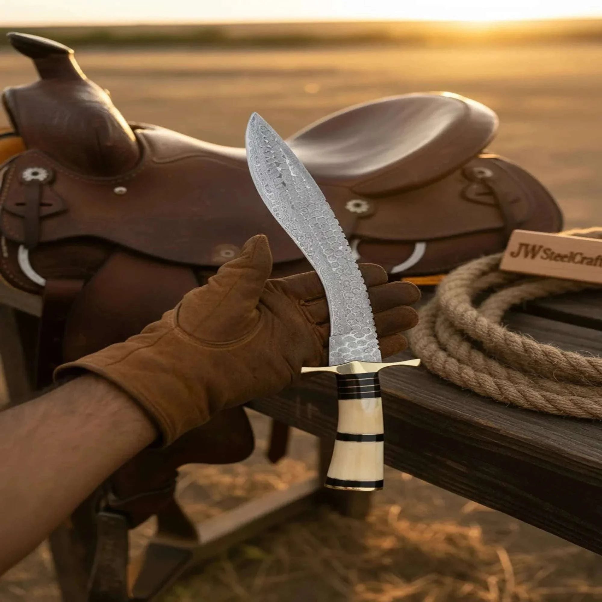 Palmarius Outdoors Epoxy Resin Damascus Kukri with White Handle Kukri Knife