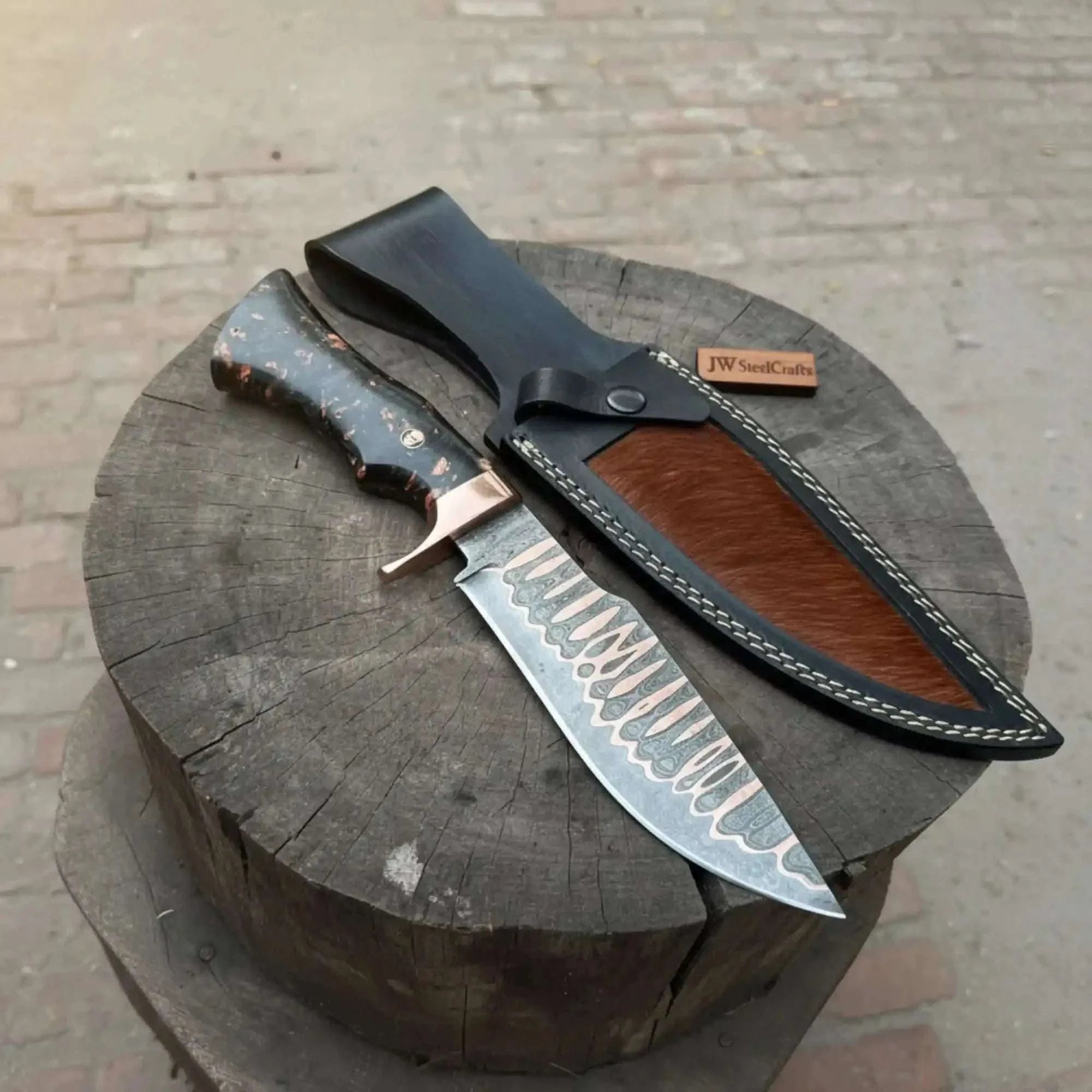 Palmarius Outdoors Custom Copper Damascus Bowie Hunter with Resin Handle 