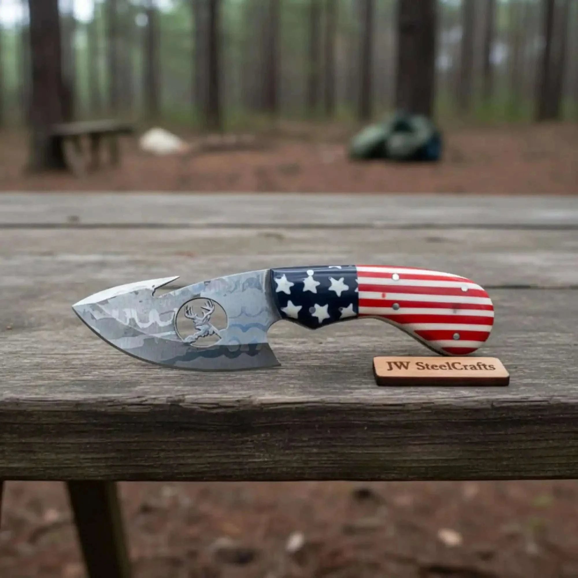 Palmarius Outdoors American Flag Gut Hook Skinner with Deer Engraved Blade 