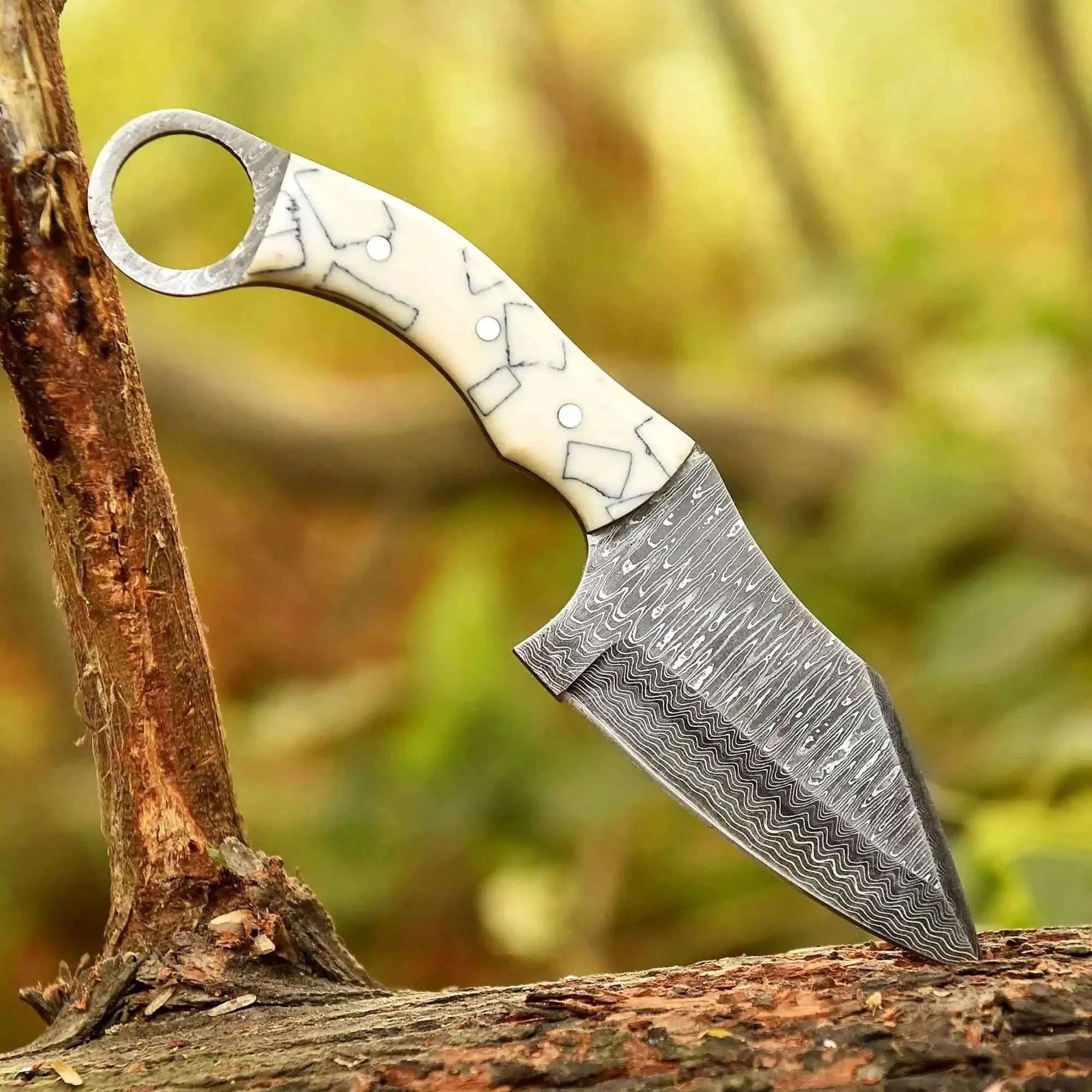 Palmarius Outdoors 2 Piece Damascus Steel Ring Handle Knife Set with Bone Pattern & Green Resin Handles with Leather Sheath Skinner Knife