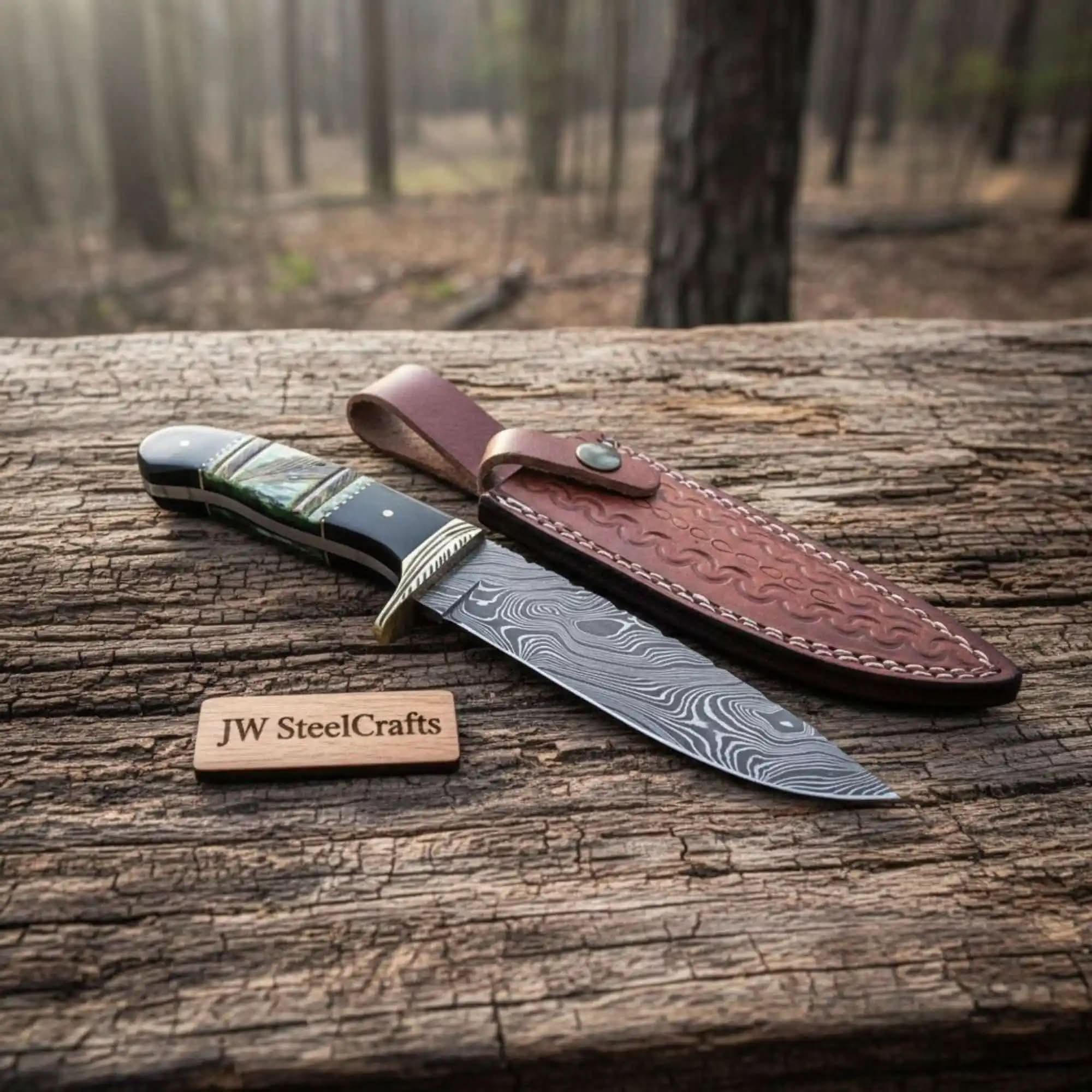 Palmarius Outdoors Compact Damascus Clip Point Bowie Knife with Green Bone Handle Clip Point Bowie Knives