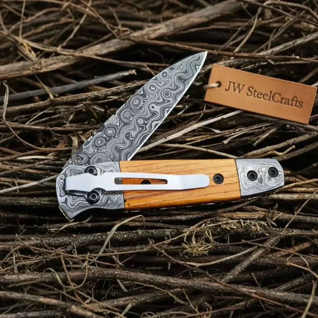 Palmarius Outdoors Damascus Steel Folding Knife with Olive Wood Handle Liner Lock Folder
